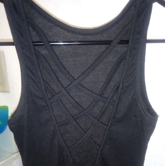 Black dress - Picture 2 of 3